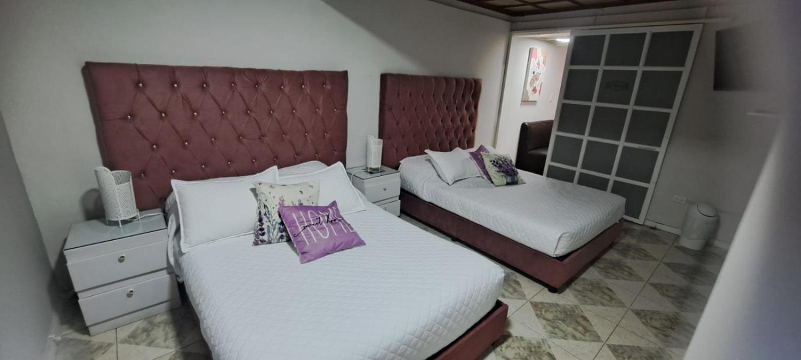 Encantadoras Privadas Del Valle * Mexico City
