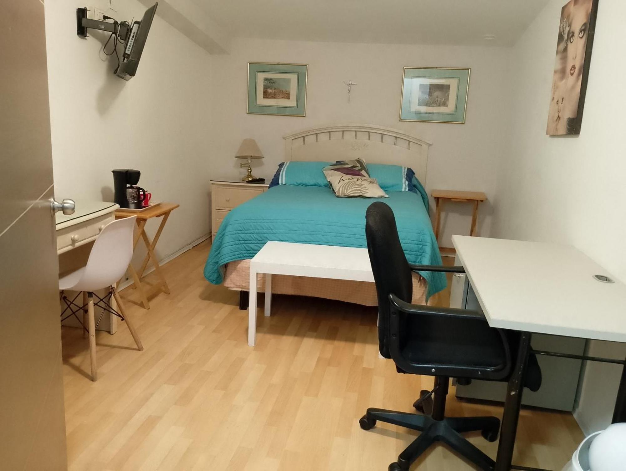Encantadoras Privadas Del Valle Homestay *